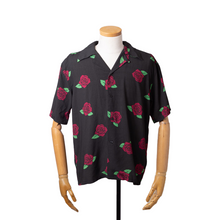 Load image into Gallery viewer, 「Suzume Exhibition」Tomoya Shirt
