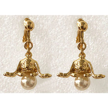 Load image into Gallery viewer, 「Digimon」Terriermon Pearl Earrings
