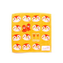 Load image into Gallery viewer, 「Suzume Exhibition」Mini Towel
