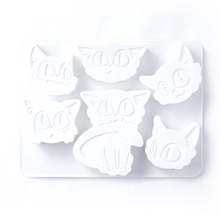 Load image into Gallery viewer, 「Suzume Exhibition」Silicone Mold
